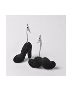 Porte-nom moustache escarpin noir